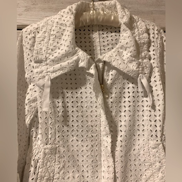Ann Taylor Loft White Zip Up Top - Picture 4 of 6